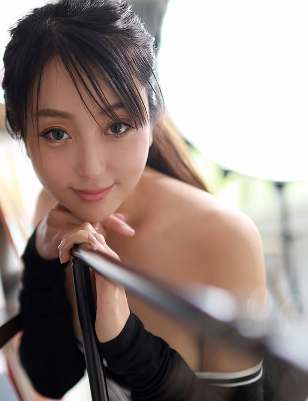 迷唇宝贝郭忆然天然美乳裸身诱惑