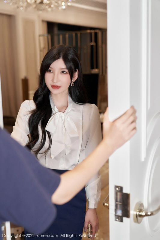 中出女大生（最新）
